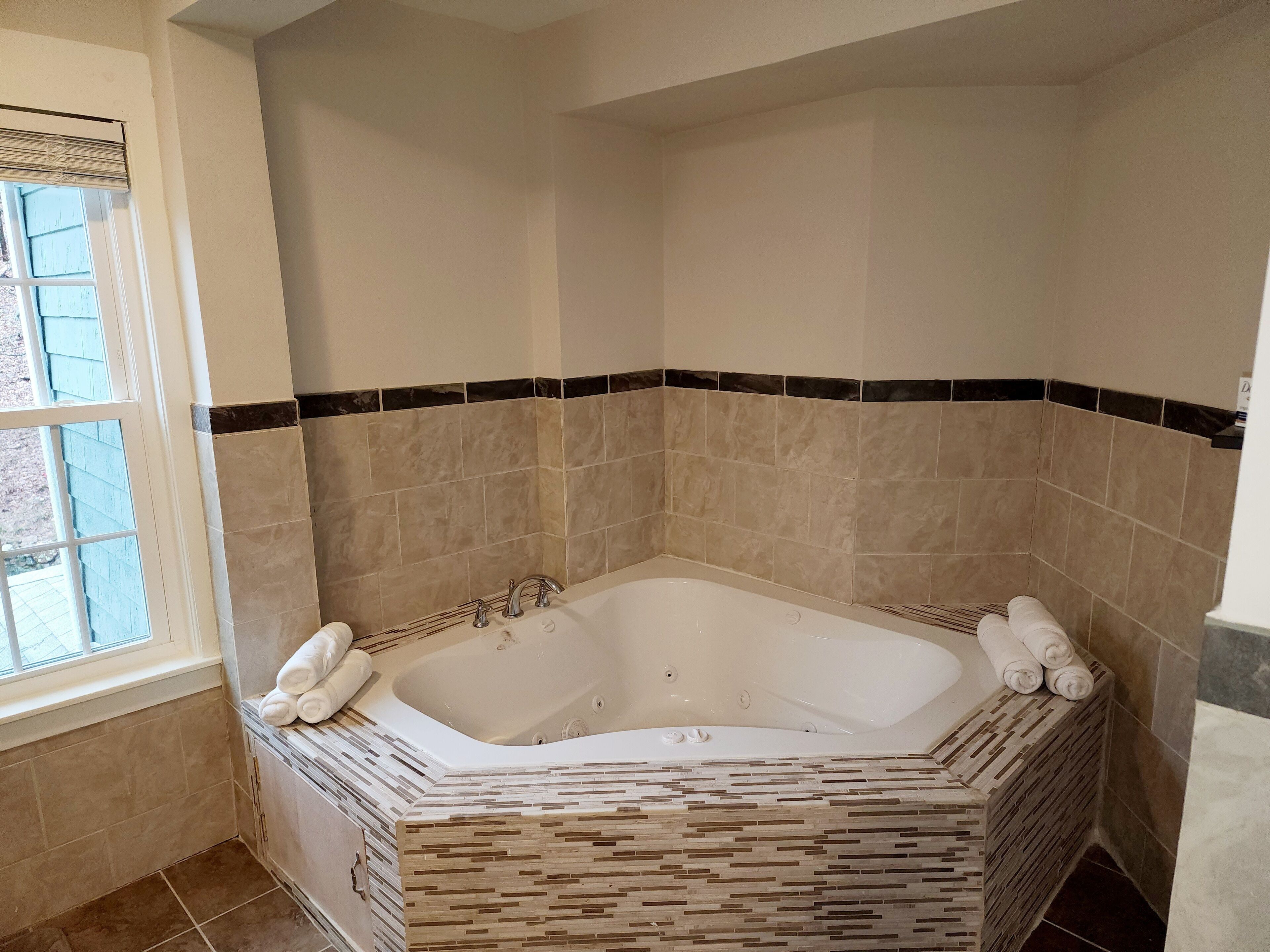 Walking distance to Blue Hills Ski Area.