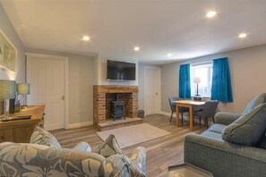 Interior - Dairymaid's Cottage (Morpeth)