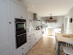 Fridge, dishwasher, cookware/dishes/utensils - The Hollies (Bamburgh)
