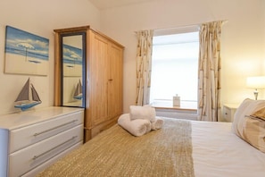 4 室のベッドルーム、客室ごとに異なる装飾、客室ごとに異なるインテリア、WiFi (無料)