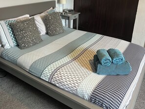 Cottage | 4 bedrooms, individually decorated, individually furnished, free WiFi