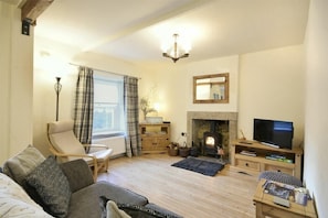 Fireplace, DVD player