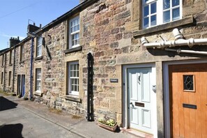 Exterior - Sandpiper (Alnwick)