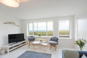Interior - Dell Point (Chathill)