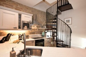 冰箱、洗碗机、厨具/餐具