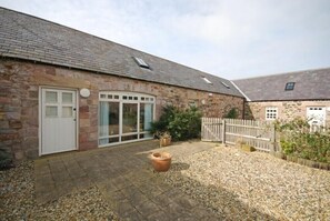 Exterior - High Tide (Alnwick)