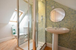 Bathroom - High Tide (Alnwick)
