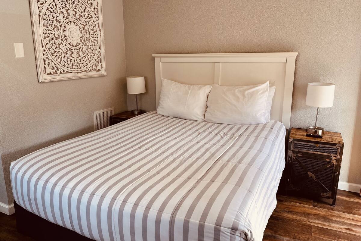 Accès au Wi-Fi (inclus), décor unique, ameublement unique