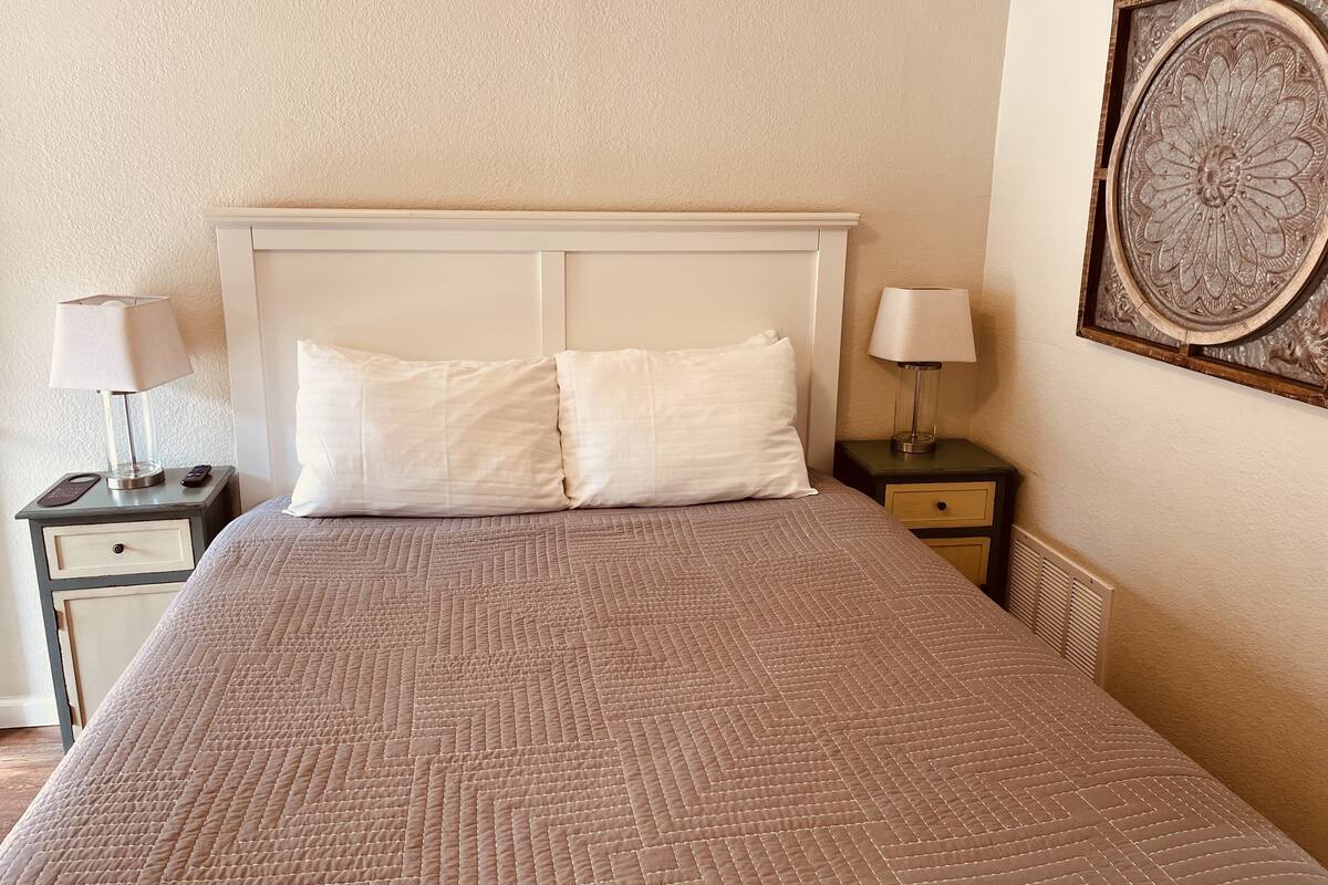 Chambre simple Standard, 1 chambre | Accès au Wi-Fi (inclus), décor unique, ameublement unique