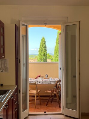 Comfort-Apartment, 2 Schlafzimmer, Terrasse, Talblick | Terrasse/Patio