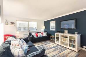 Interior - Stones Throw (Chathill)