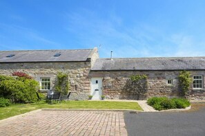 Exterior - Lavender Cottage (Seahouses)