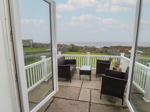 Cottage | Property grounds
