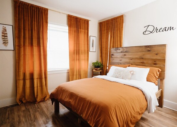 1 bedroom, desk, iron/ironing board, free WiFi