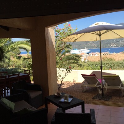 VILLA WITH HEATED POOL and ocean view - Margaux Villa