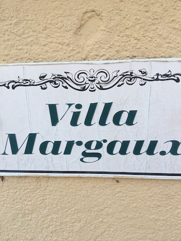 AuĂendetails