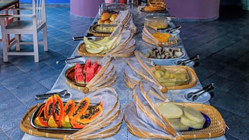 Petit déjeuner continental compris tous les jours