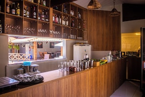 Poolside bar