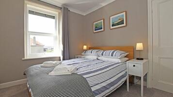 3 bedrooms, individually decorated, individually furnished, free WiFi