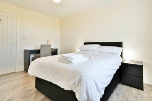 3 bedrooms, individually decorated, individually furnished, free WiFi
