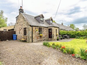 Property grounds - Aryarch (Alnwick)