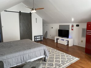 1 makuuhuone, silitysrauta/-lauta, ilmainen Wi-Fi, vuodevaatteet