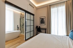Junior Double Room | Bathroom - Unico Relais (Naples)