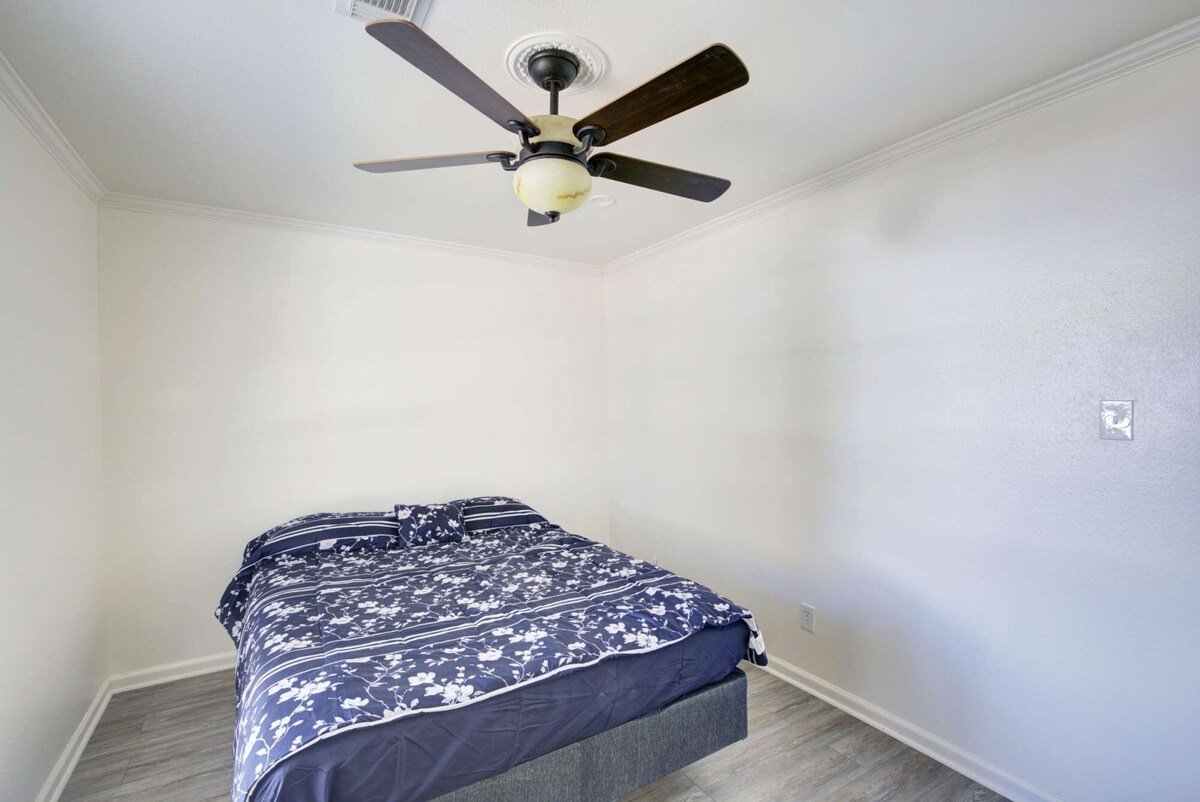 Photo 36 of Good Vibes 4 Bedroom with a Pool. Central Location