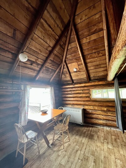 Rare 1930's Lakeside Log Cabin with shared hot tub and sauna!