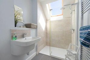 Bathroom - Beach Walk (Chathill)