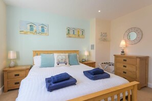 4 bedrooms, individually decorated, individually furnished, free WiFi - Beach Walk (Chathill)