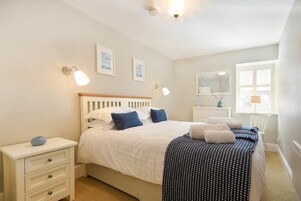 3 bedrooms, individually decorated, individually furnished, free WiFi