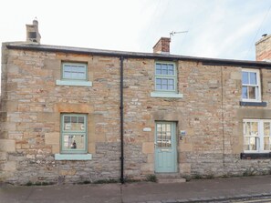 Exterior - Hares Form (Seahouses)