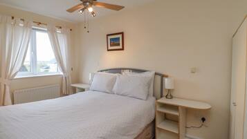 Cottage | 3 bedrooms, individually decorated, individually furnished, free WiFi