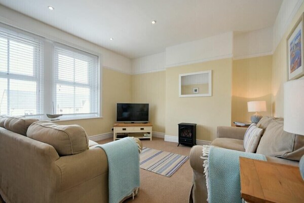 Coastal Haven - Seahouses