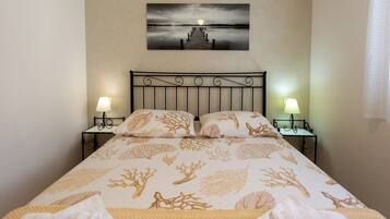 2 Schlafzimmer, Bügeleisen/Bügelbrett, WLAN, Bettwäsche