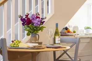 Dining - Wisteria Cottage (Morpeth)
