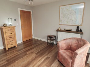 Cottage | Living area - Assisi Apartment (Alnwick)