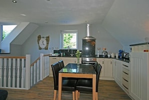 Réfrigérateur, lave-vaisselle