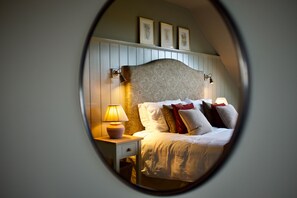 Cottage | Interior - The Chimney (Bamburgh)