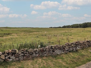 Cottage | Property grounds
