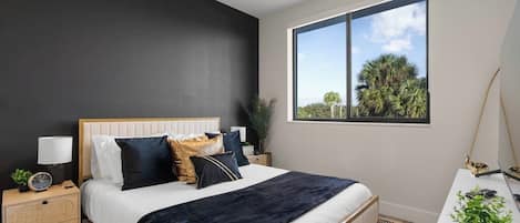 2 habitaciones, tabla de planchar con plancha, cuna de viaje y wifi