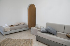 Standard Apartment | Living area