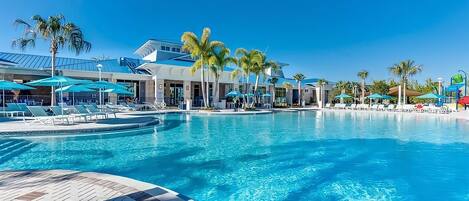 Een verwarmd zwembad