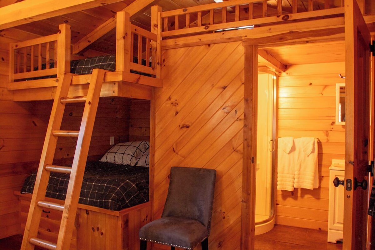 Comfort huisje, 2 tweepersoonsbedden | Woonruimte