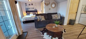 Interior - Cozy basement suite near the mountains (Cochrane)