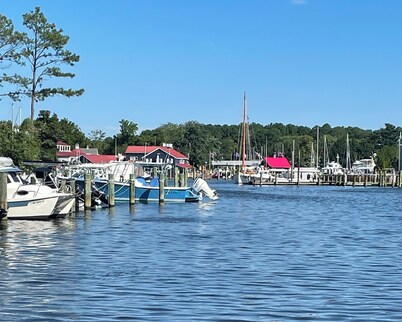 Harbor View Suite
Talbot County License Number STRN-25-58