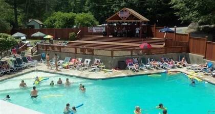 Beautiful Waterville Estates country home