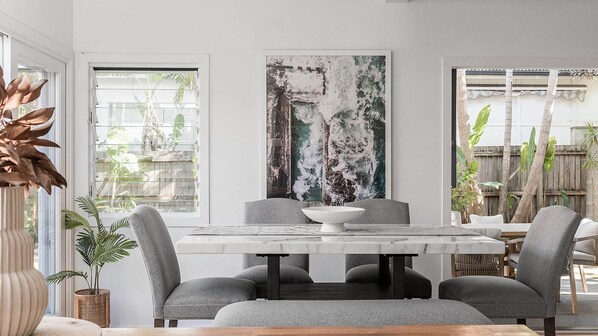 Dining - Cape Cottage - 5 bed charming cottage close to everything (Byron Bay)