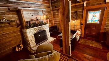 Téléviseur connecté, foyer, livres